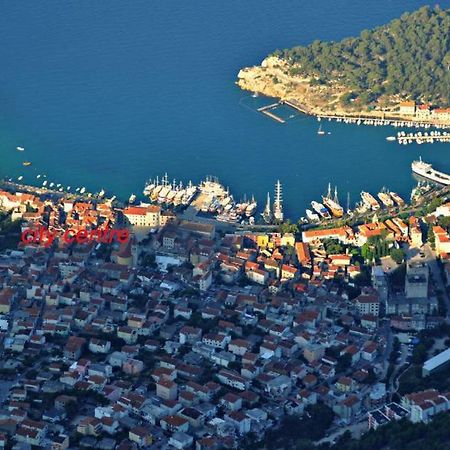Apartment For 6 In Makarska Centar Dış mekan fotoğraf