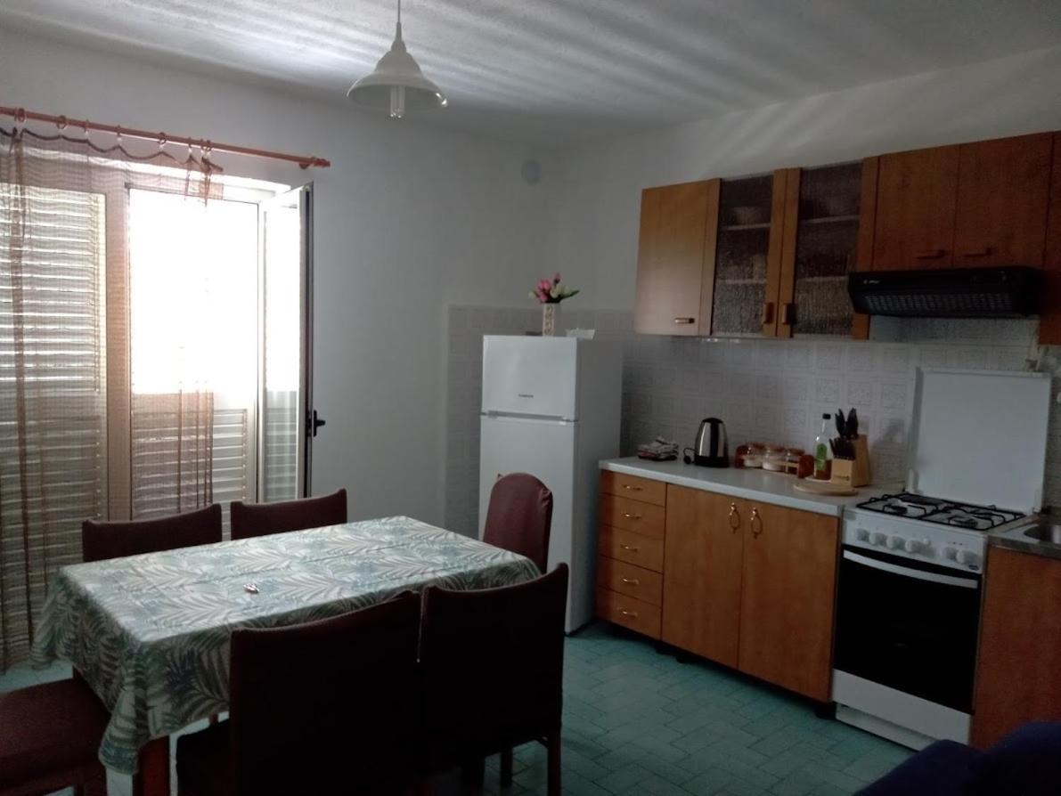 Apartment For 6 In Makarska Centar Dış mekan fotoğraf