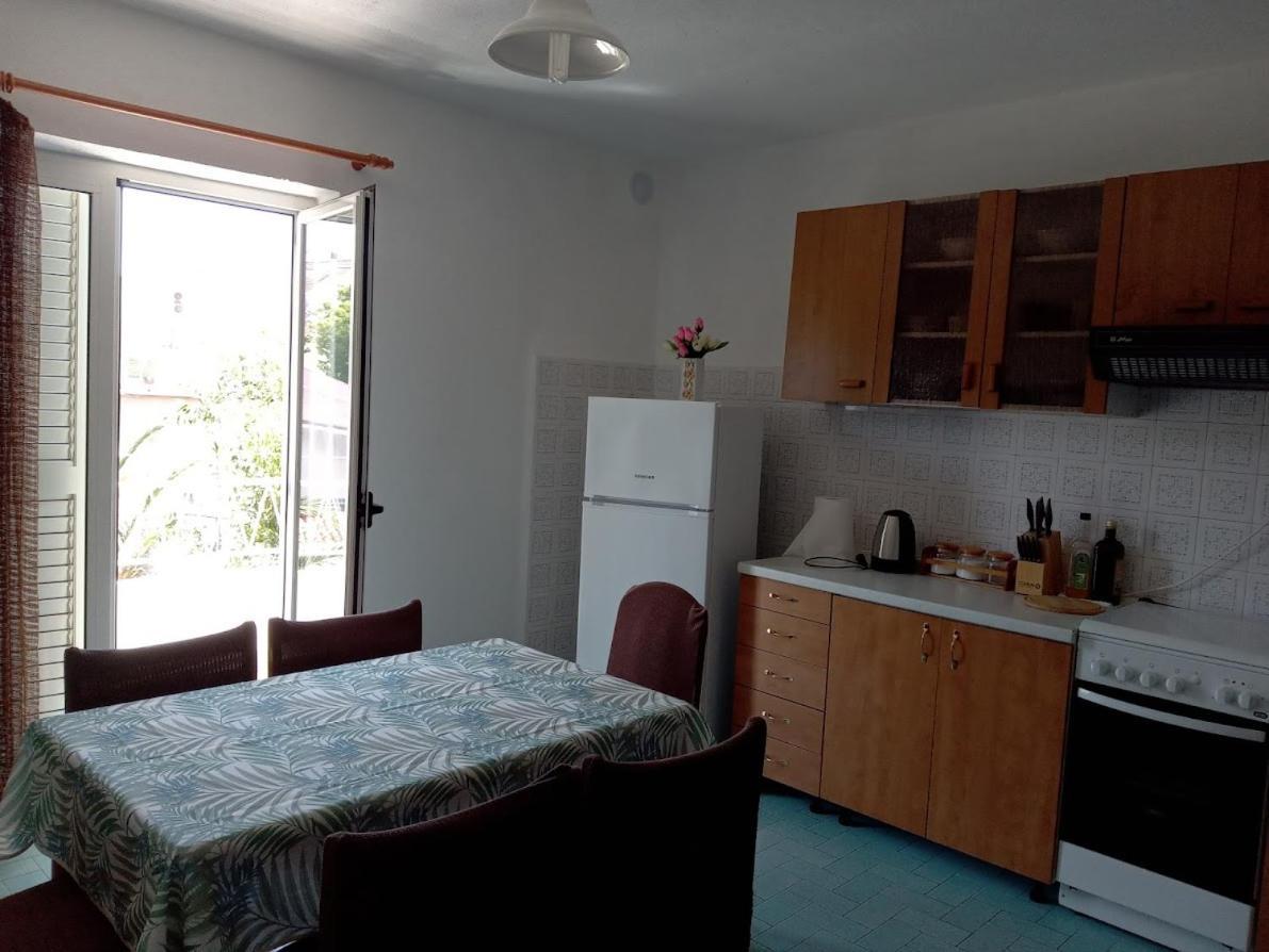 Apartment For 6 In Makarska Centar Dış mekan fotoğraf