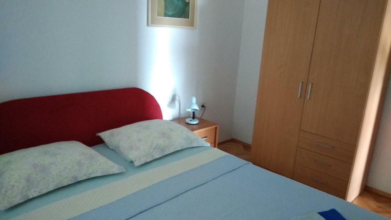 Apartment For 6 In Makarska Centar Dış mekan fotoğraf